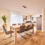 Chalé In Thun, Modern, Spacious, Perfect Location Thun