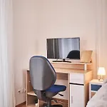 In Thun, Modern, Spacious, Perfect Location Chalet *
