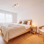 In Thun, Modern, Spacious, Perfect Location Chalet Thun