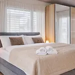 In Thun, Modern, Spacious, Perfect Location *