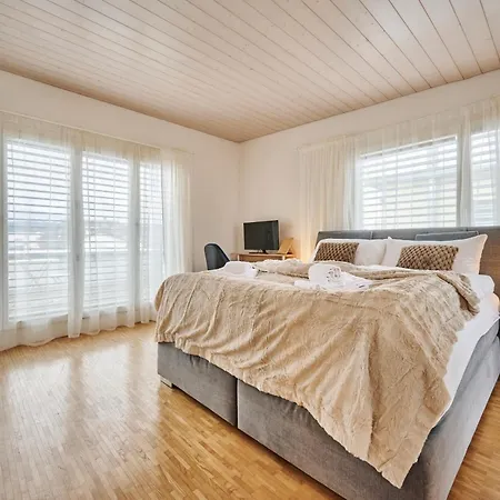 In Thun, Modern, Spacious, Perfect Location Thun