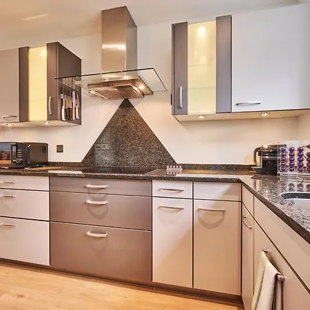 In Thun, Modern, Spacious, Perfect Location Thun