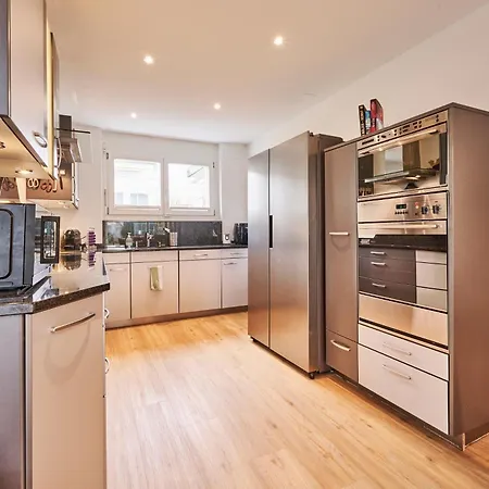 Chalet In Thun, Modern, Spacious, Perfect Location *