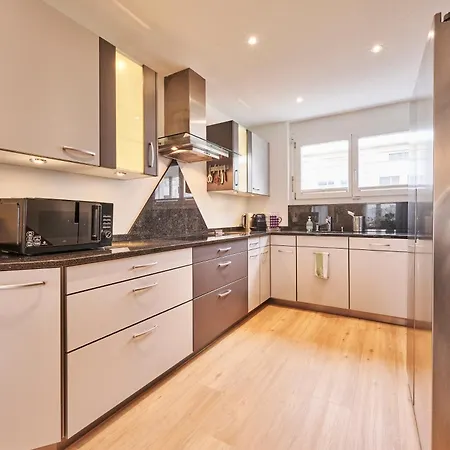 In Thun, Modern, Spacious, Perfect Location Alpehytte
