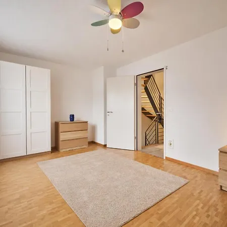 In Thun, Modern, Spacious, Perfect Location Alpehytte Thun