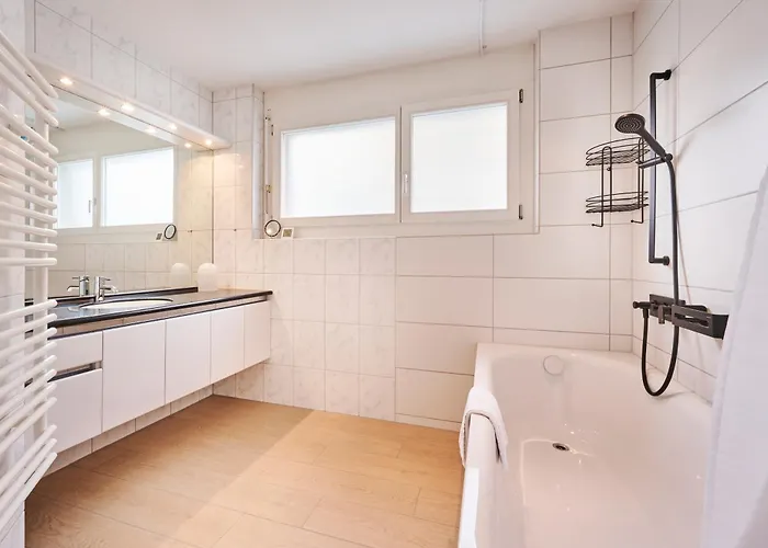 In Thun, Modern, Spacious, Perfect Location Domek alpejski Thun