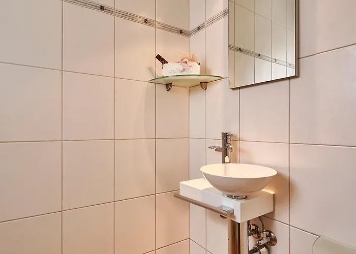 In Thun, Modern, Spacious, Perfect Location Thun