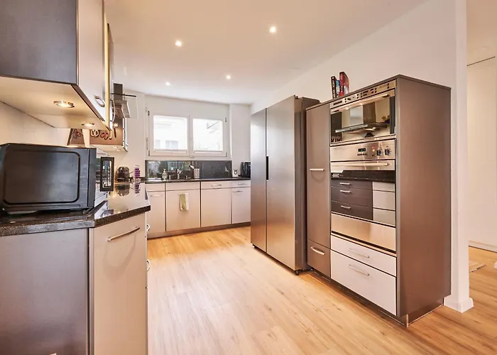Domek alpejski In Thun, Modern, Spacious, Perfect Location *